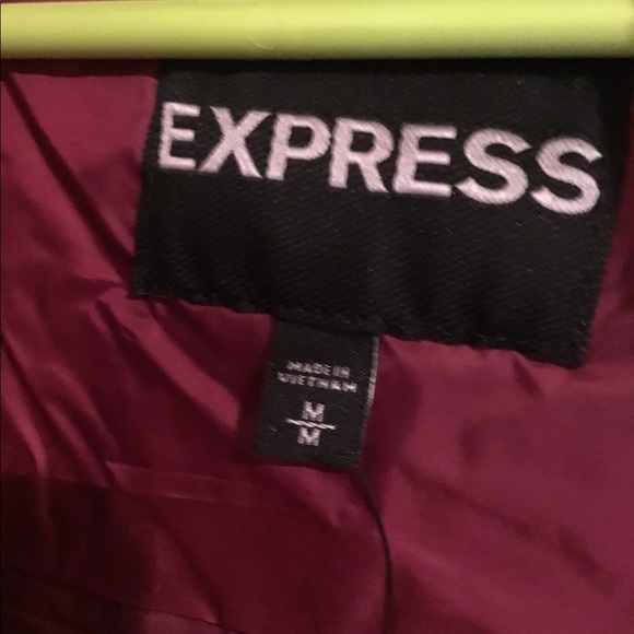 EXPRESS Nylon Vest 🔴 - Picture 2 of 5
